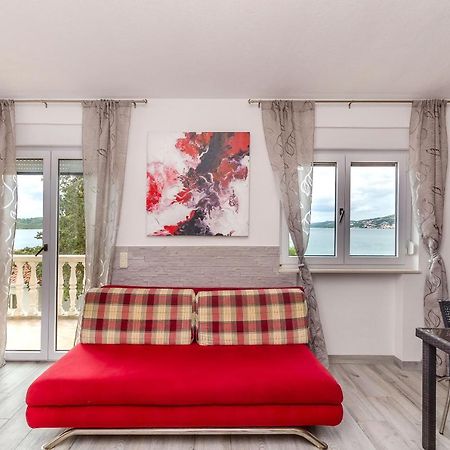 Apartments Marina 特罗吉尔 外观 照片