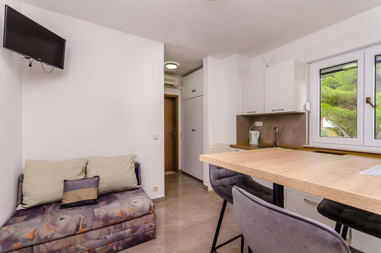 Apartments Marina 特罗吉尔 外观 照片